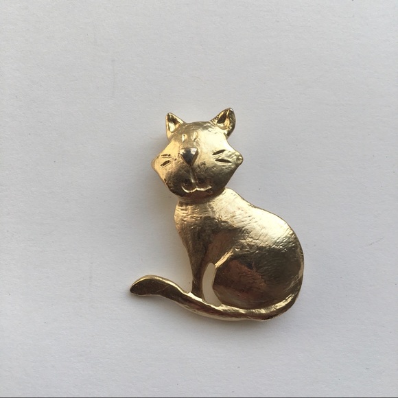 Cat Pin - Picture 1 of 2